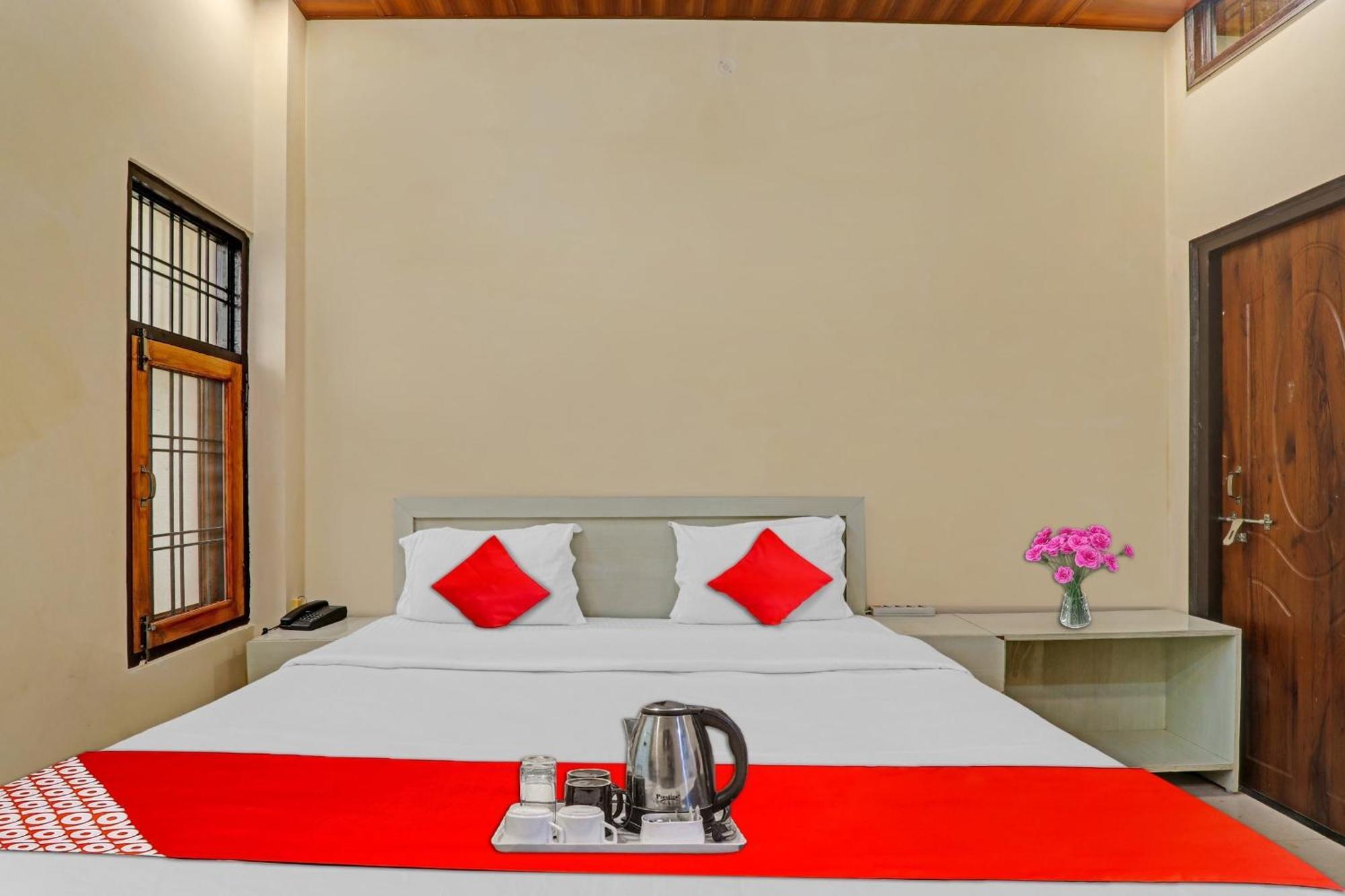 Hotel O Sai Galaxy Hotel & Restaurant Kanpur Exterior foto