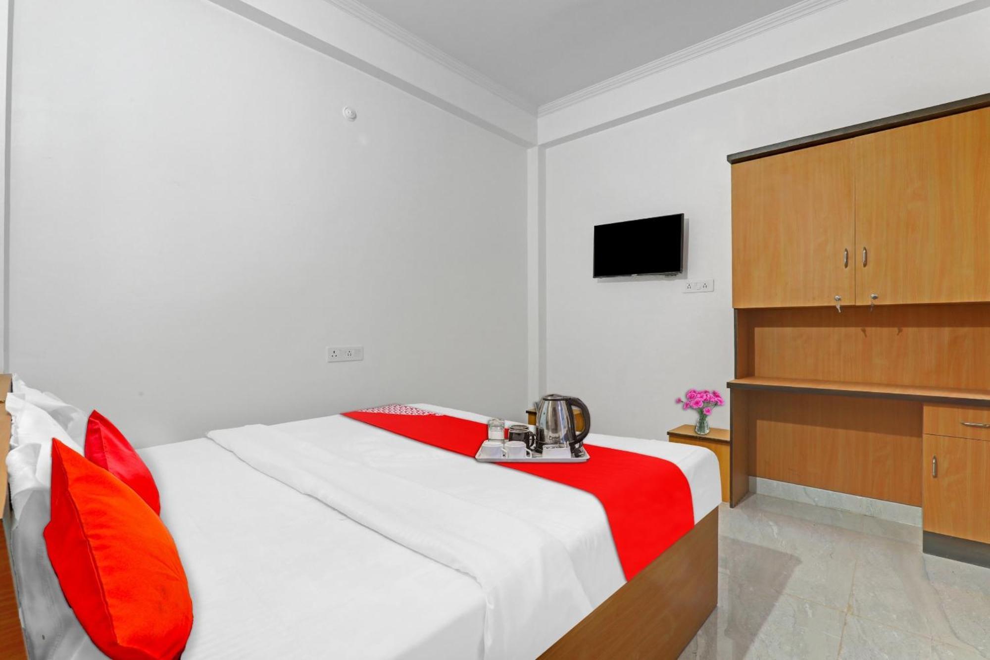 Hotel O Sai Galaxy Hotel & Restaurant Kanpur Exterior foto